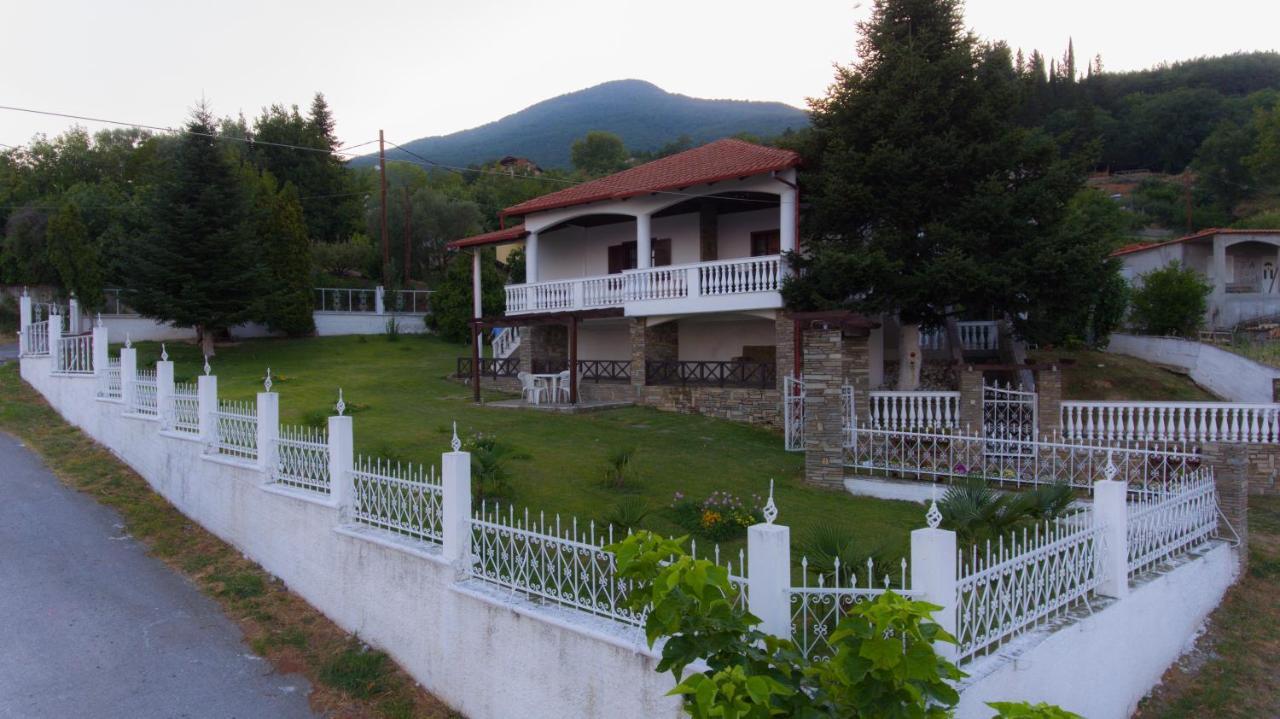 Villa Paradisos Likostomon Екстериор снимка