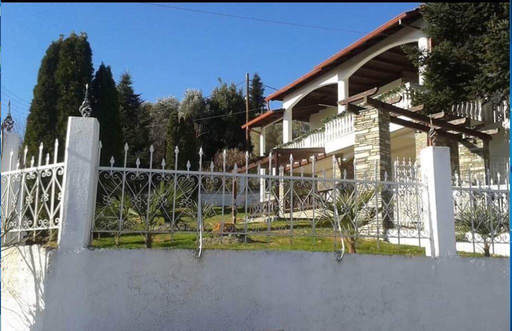 Villa Paradisos Likostomon Екстериор снимка